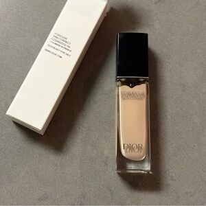 1N Dior Forever Skin Correct